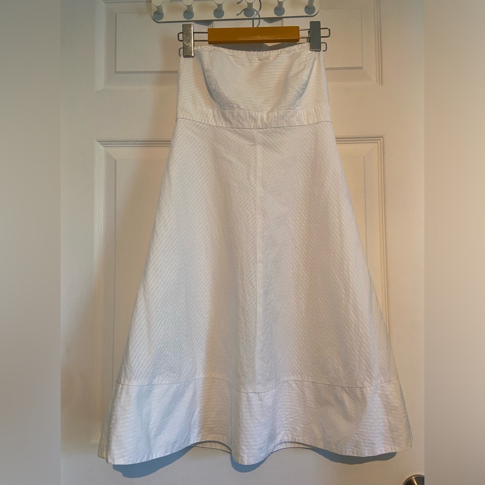 GAP Summery White Strapless Dress